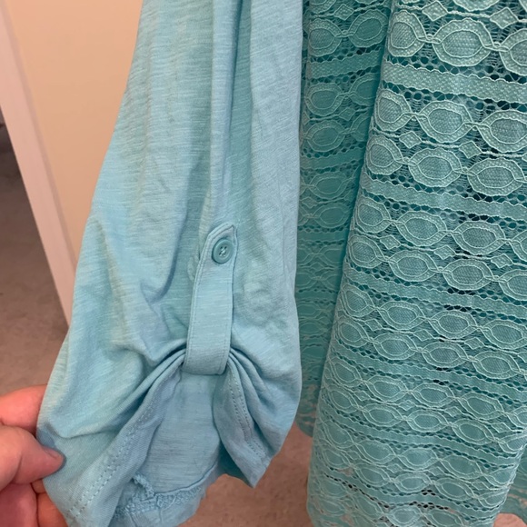 Basic Editions 3x plus size pretty teal top with lace on front - Picture 5 of 7
